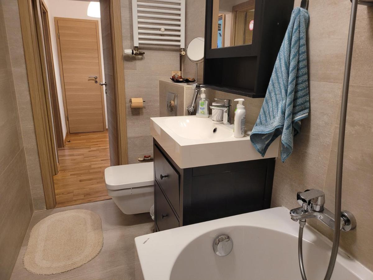 Family Friendly With Kids Room, Quiet And Peaceful Bukarest Exterior foto