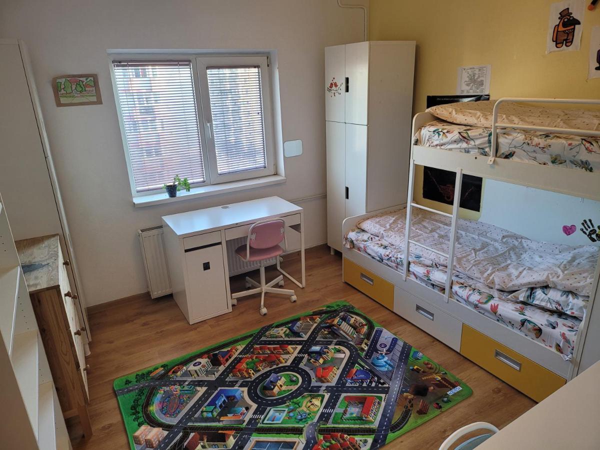 Family Friendly With Kids Room, Quiet And Peaceful Bukarest Exterior foto