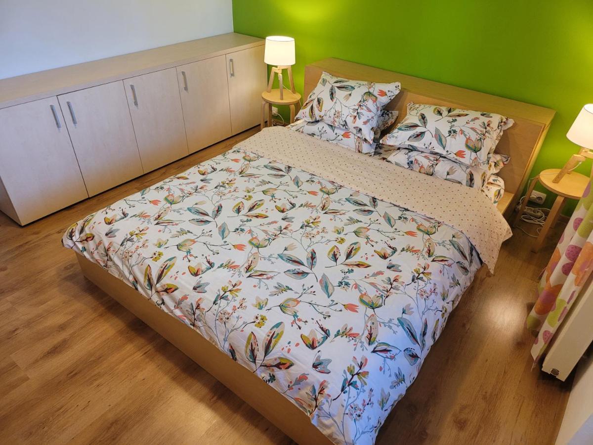 Family Friendly With Kids Room, Quiet And Peaceful Bukarest Exterior foto